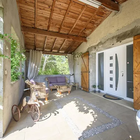 Le Planier Apartment *